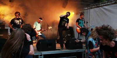 Rock die Burg 2009-IMG_8299.JPG (image/jpeg, 107668 B)