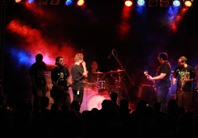 Rock die Burg 2011-IMG_0166.JPG (image/jpeg, 76972 B)