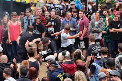 Rock die Burg 2013-IMG_4468.JPG (image/jpeg, 265584 B)