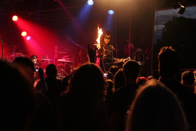 Rock im Wingert 2012 - KISS Forever Band-IMG_7393.JPG (image/jpeg, 613733 B)