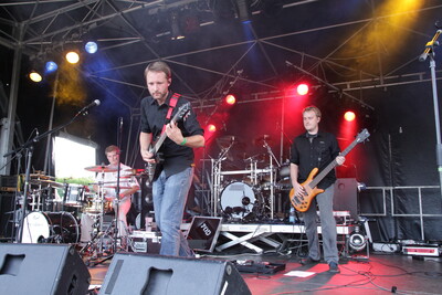 Rock im Wingert 2012 - fire on dawson-IMG_1530.JPG (image/jpeg, 938455 B)